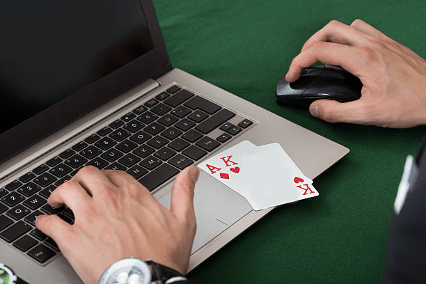 How To Become A Master Of Online Poker